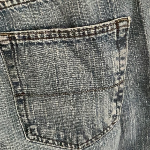 Signature by Levi Strauss Relaxed Blue Jeans with Classic Style - Picture 5 of 10